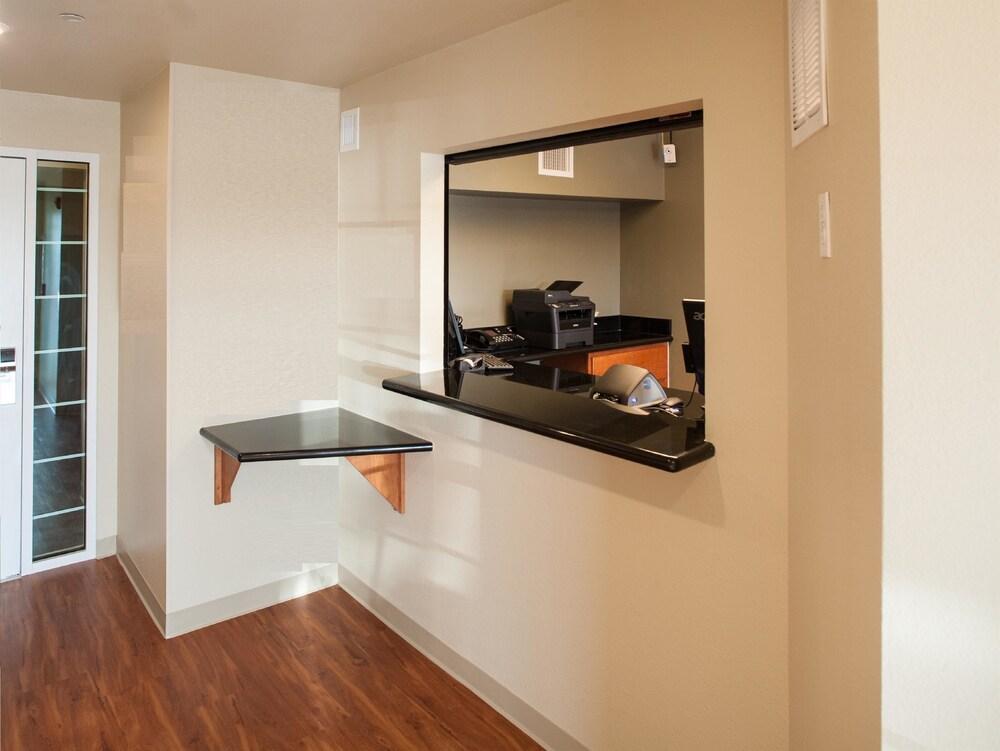 Woodspring Suites Louisville Clarksville Exteriör bild